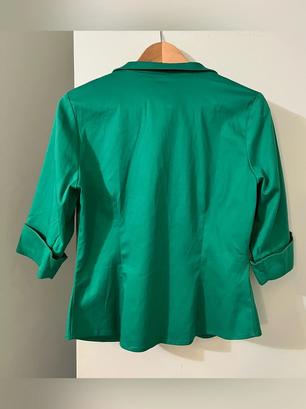 NWT Collectif London Emerald Green Vintage-Style Button Front Blouse size UK 14 - Picture 4 of 8